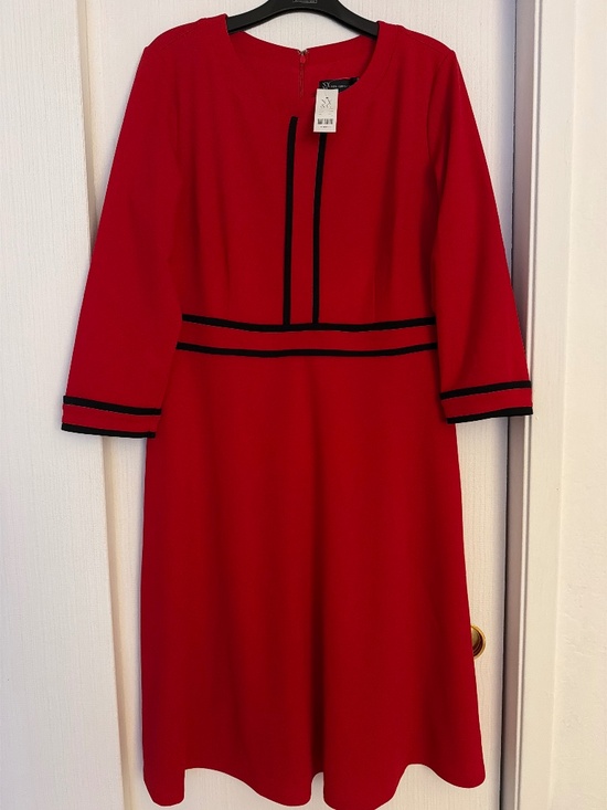 New York & Company Dresses & Skirts - New York & Company Red Dress ❤️